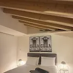 La Ripa Boutique Albino