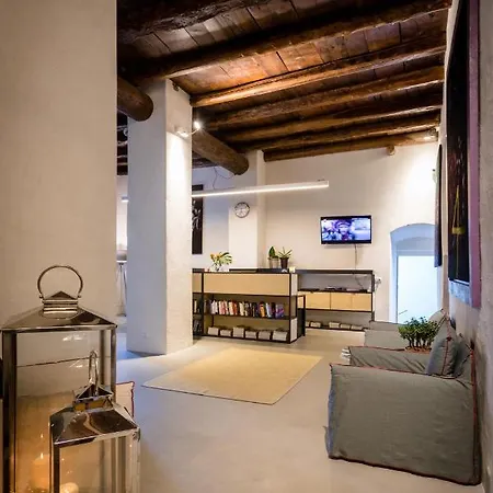 La Ripa Boutique