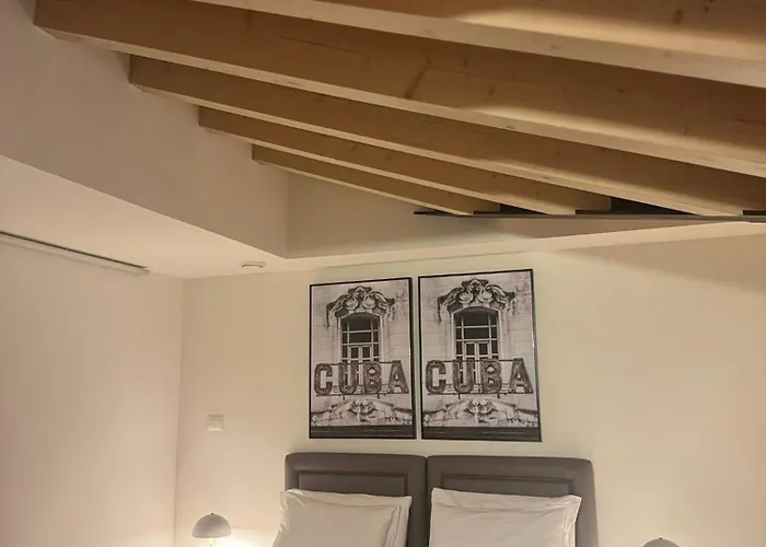La Ripa Boutique Albino